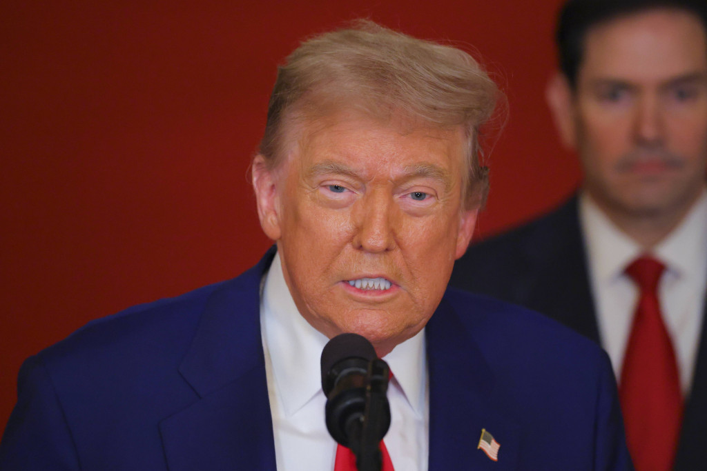 Donald Trump po raz trzeci przedłużył termin sprzedaży amerykańskiego TikToka