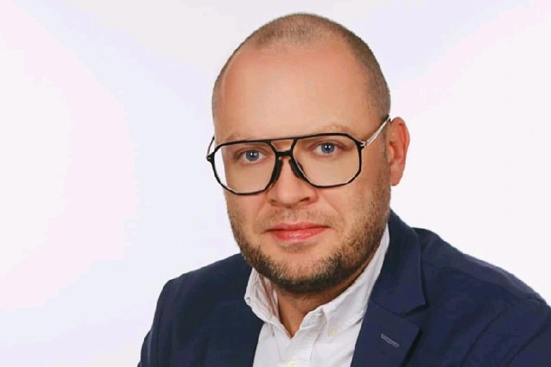 Mateusz Nowak przeszedł z marketingu mBanku do PKO BP. Został dyrektorem