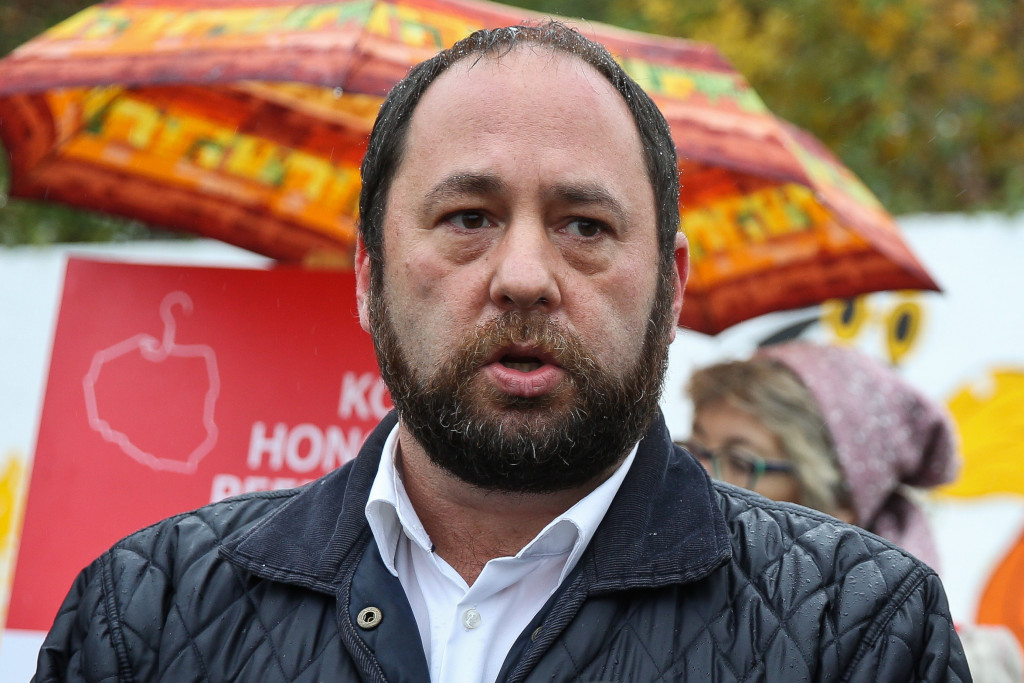 "Polityka" zawiesiła współpracę z Janem Hartmanem. "Nikt się nie kontaktował"