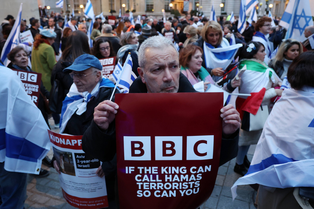 Pojedynek na listy. BBC o Gazie nie umie wyemitować nic bez kontrowersji