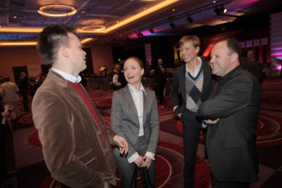 Szymon Hołownia, Brygida Grysiak, Anita Werner i ks. Kazimierz Sowa (fot. Karol Piechocki)