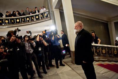 Profesor Jerzy Bralczyk przed galą Paszporty "Polityki" (fot. Marcin Obara)