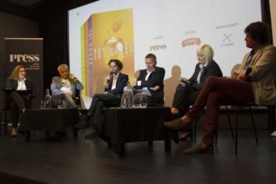 Debata na temat "To, co stałe, musi się zmieniać – czyli jak marki nadążają za trendami w zachowaniach konsumentów" odbyła się w Winotece - Kino Czary w Warszawie