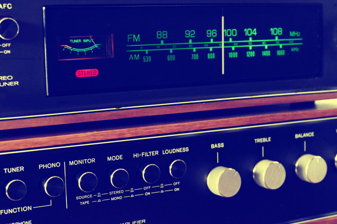 W grupie słuchaczy 50+ wyniki poprawiły RMF FM, Radio Zet i Eska. Badanie Radio Track